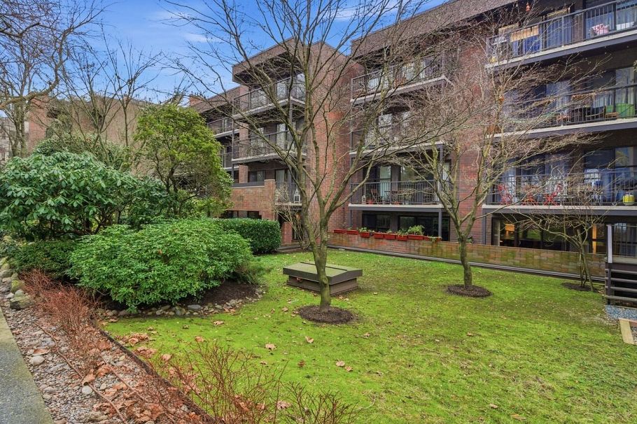 102 1655 Nelson Street Vancouver, BC - 26