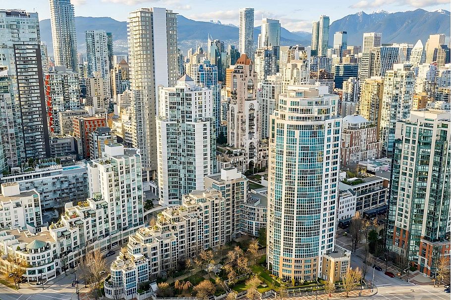 1102 1318 Homer Street Vancouver, BC - 37