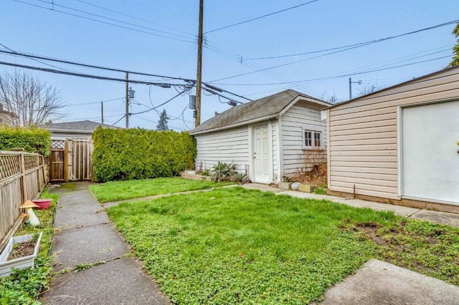 3555 Trafalgar Street Vancouver, BC - 24