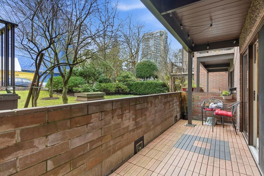 102 1655 Nelson Street Vancouver, BC - 22