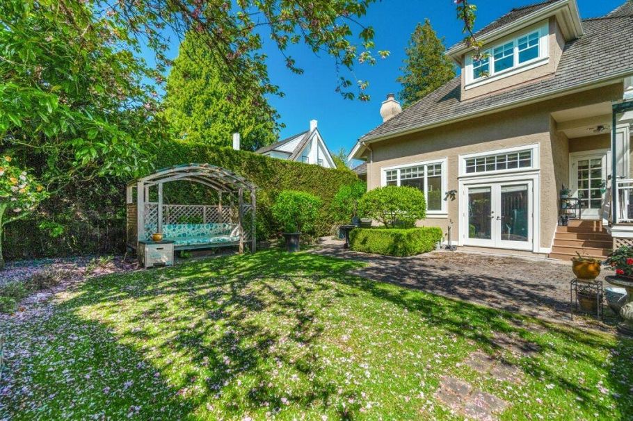 6261 Adera Street Vancouver, BC - 36