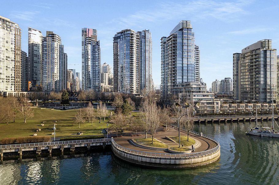 2105 455 Beach Crescent Vancouver, BC - 35