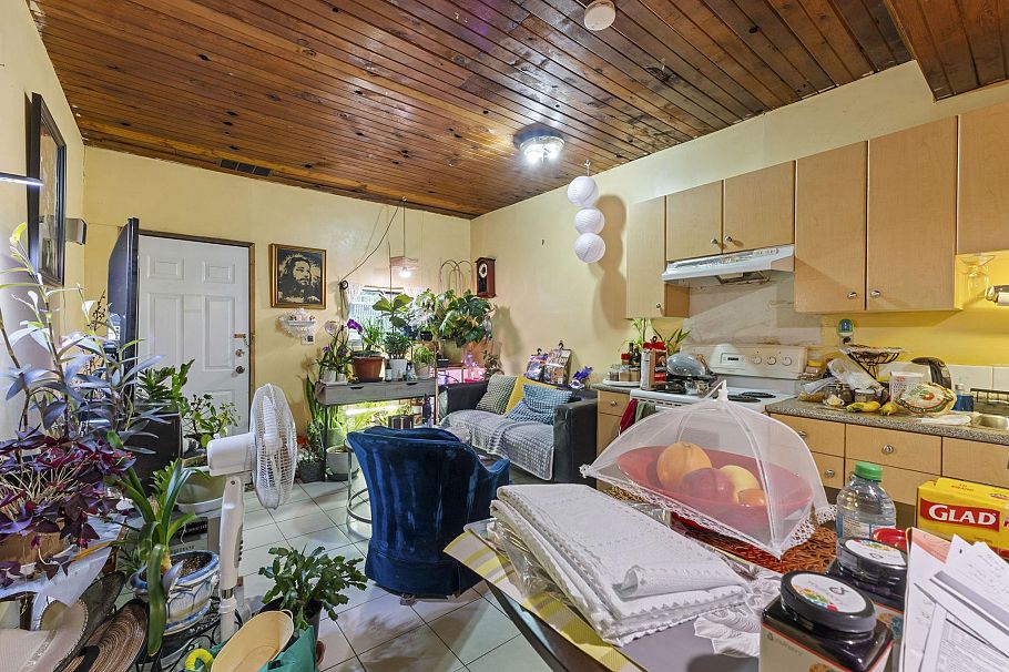 3361 William Street Vancouver, BC - 35