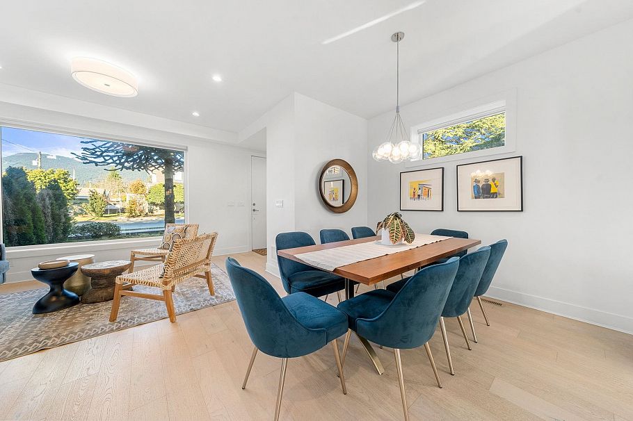 361 E 15th Street North Vancouver, BC - 5