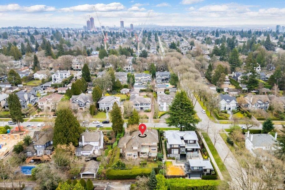 6261 Adera Street Vancouver, BC - 32