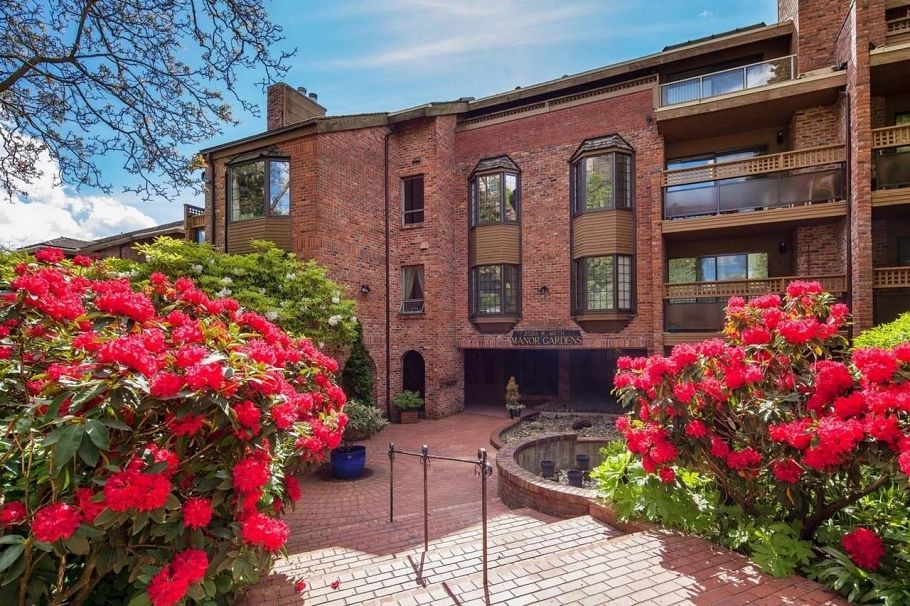 PH2 2320 W 40th Avenue Vancouver, BC - 1