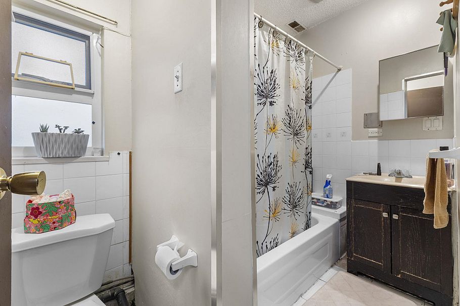 3361 William Street Vancouver, BC - 36