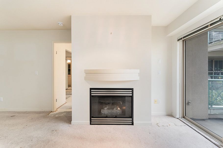 218 332 Lonsdale Avenue North Vancouver, BC - 5