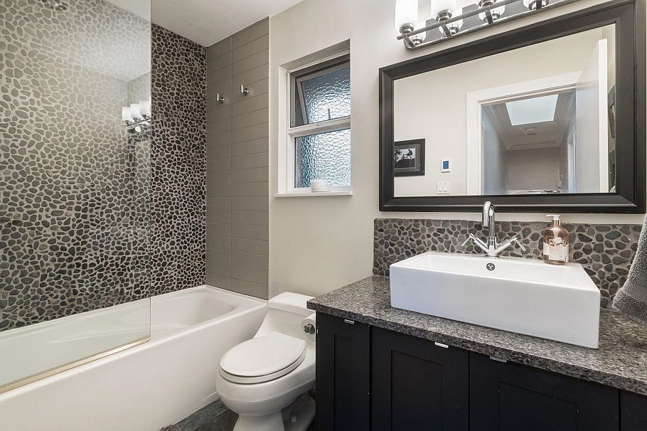 4529 Jerome Place North Vancouver, BC - 18