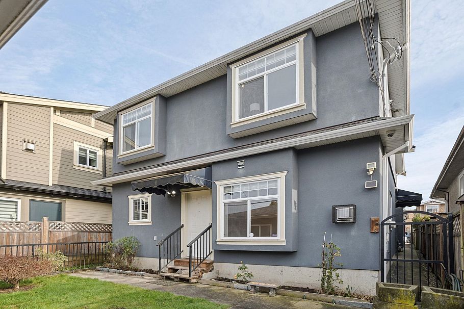 6453 Beatrice Street Vancouver, BC - 11