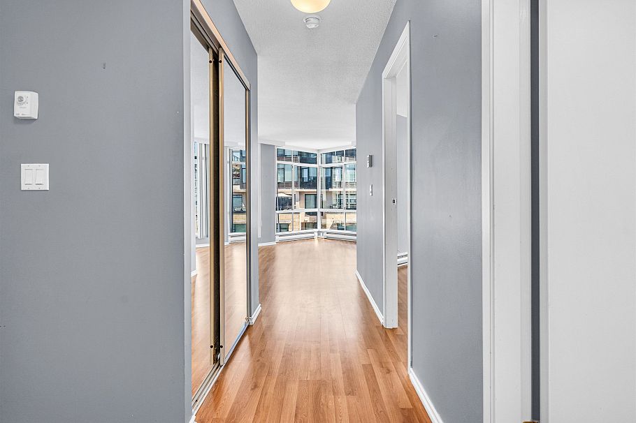 903 130 E 2nd Street North Vancouver, BC - 13