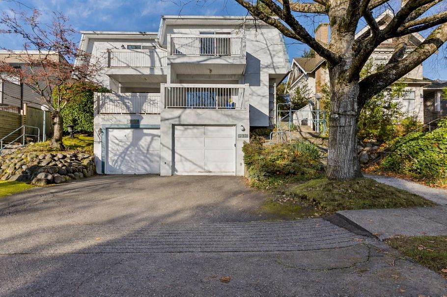 232 E 11th Street North Vancouver, BC - 1