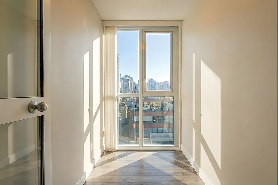 1102 1318 Homer Street Vancouver, BC - 26