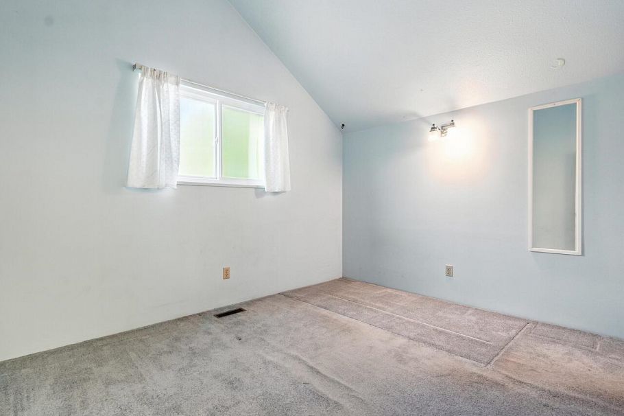 6710 Radisson Street Vancouver, BC - 18