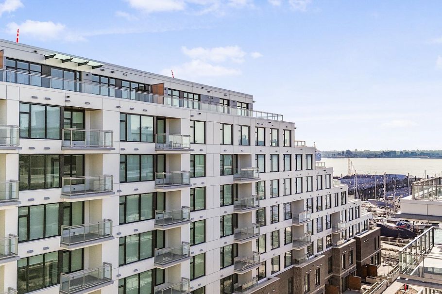 325 755 Harbourside Drive North Vancouver, BC - 17