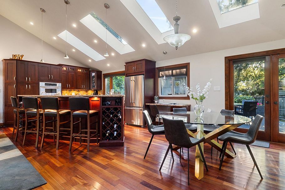 4529 Jerome Place North Vancouver, BC - 4