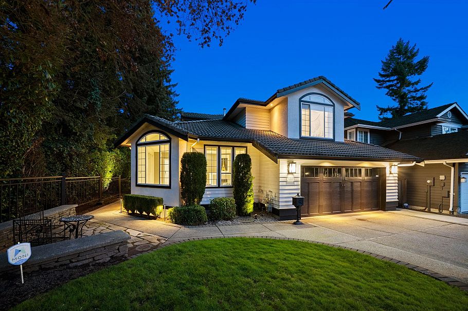 1261 Eldon Road North Vancouver, BC - 1