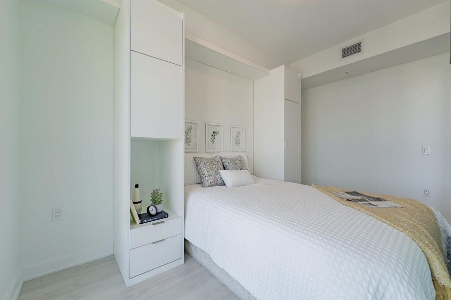 1002 1401 Hunter Street North Vancouver, BC - 9