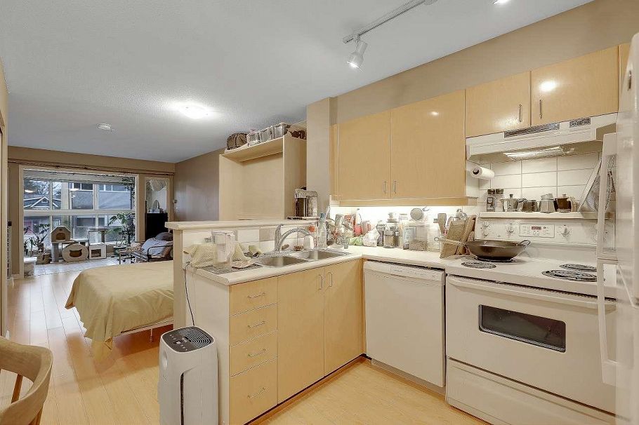 321 2680 W 4th Avenue Vancouver, BC - 3