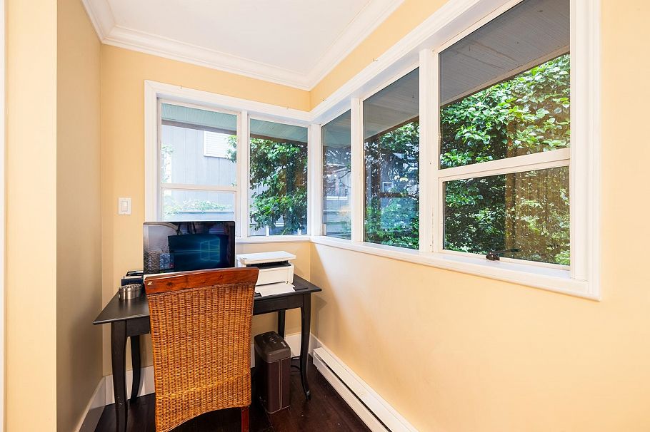 1090 W Keith Road North Vancouver, BC - 23