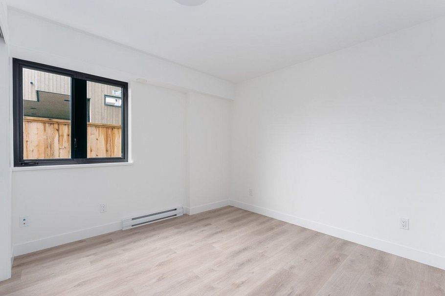 1123 E Keith Road North Vancouver, BC - 19