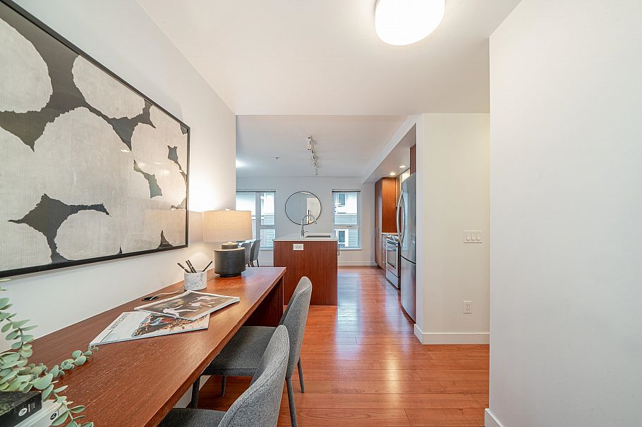 416 221 E 3rd Street North Vancouver, BC - 29