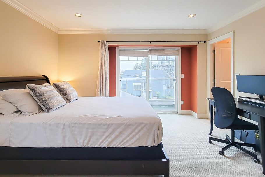 203 E 18th Street North Vancouver, BC - 13