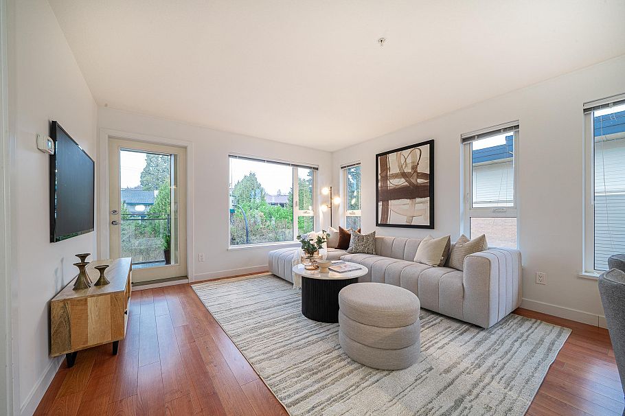 416 221 E 3rd Street North Vancouver, BC - 38