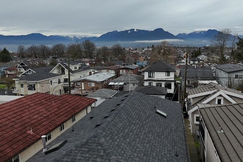 2721 Grant Street Vancouver, BC - 38