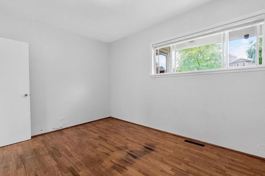 3069 E 18th Avenue Vancouver, BC - 14