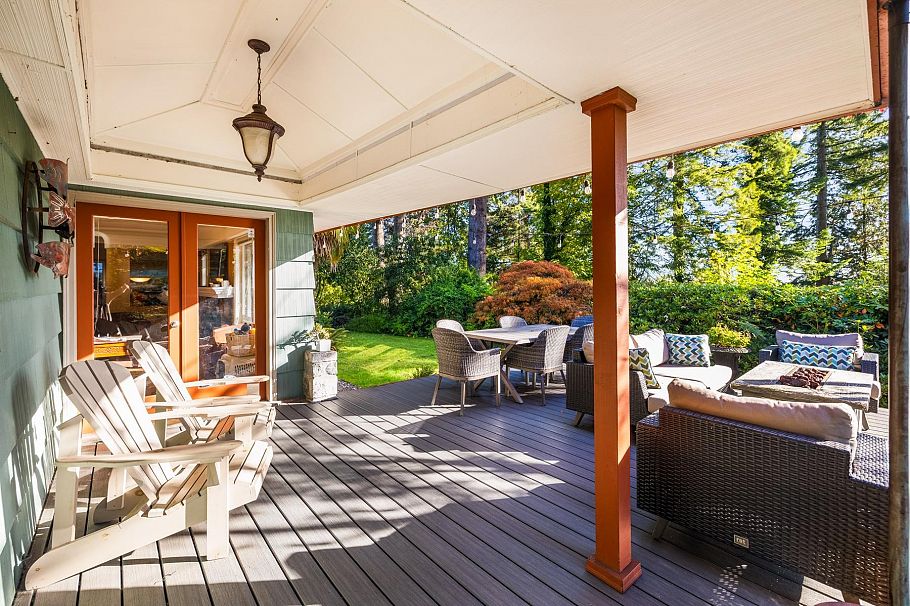 1090 W Keith Road North Vancouver, BC - 28