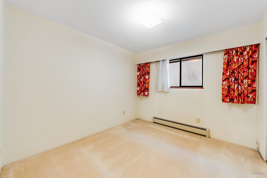 2721 Grant Street Vancouver, BC - 21