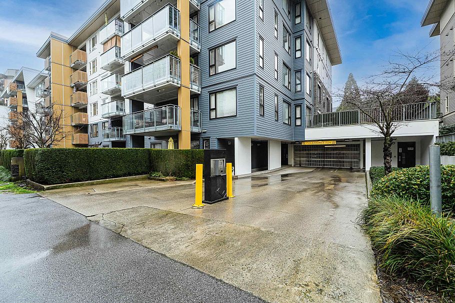 416 221 E 3rd Street North Vancouver, BC - 11