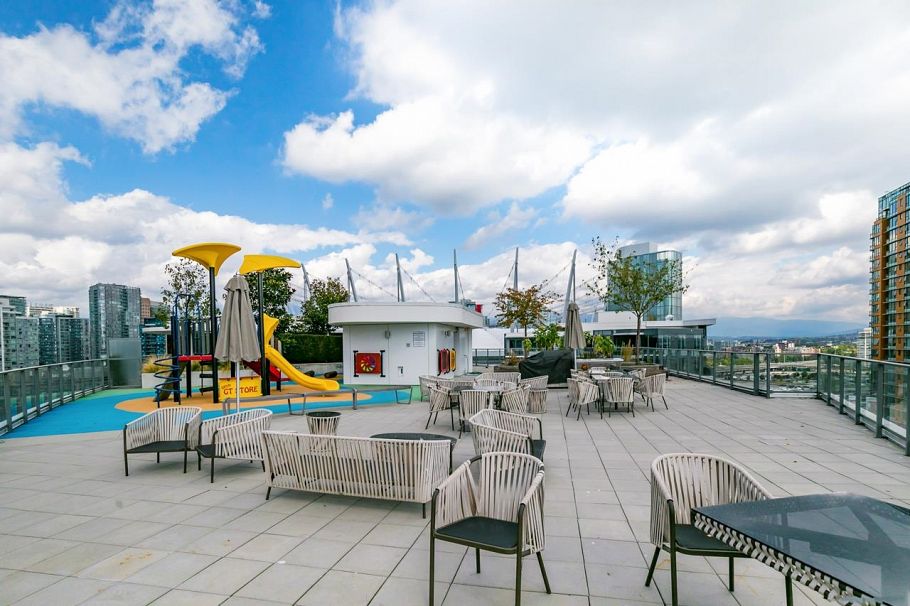 1517 68 Smithe Street Vancouver, BC - 21