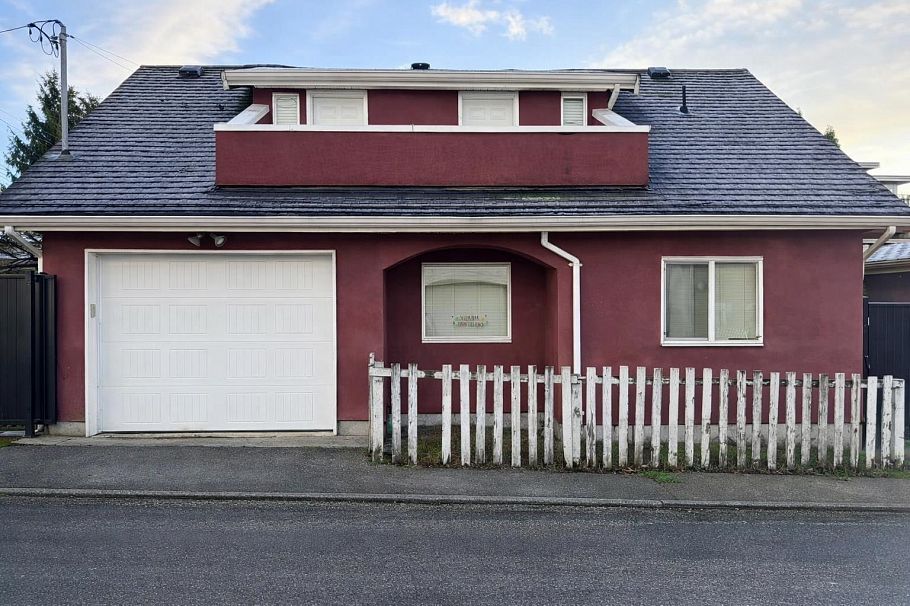 1435 E 30th Avenue Vancouver, BC - 5