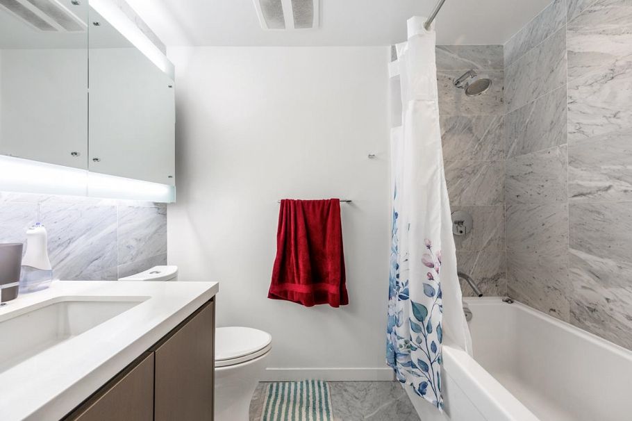 1517 68 Smithe Street Vancouver, BC - 14