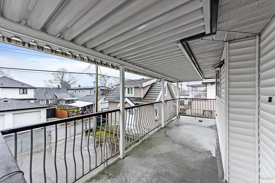 2721 Grant Street Vancouver, BC - 36