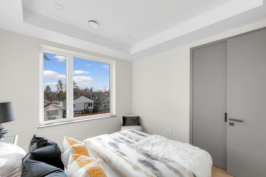 1 3547 E Georgia Street Vancouver, BC - 24