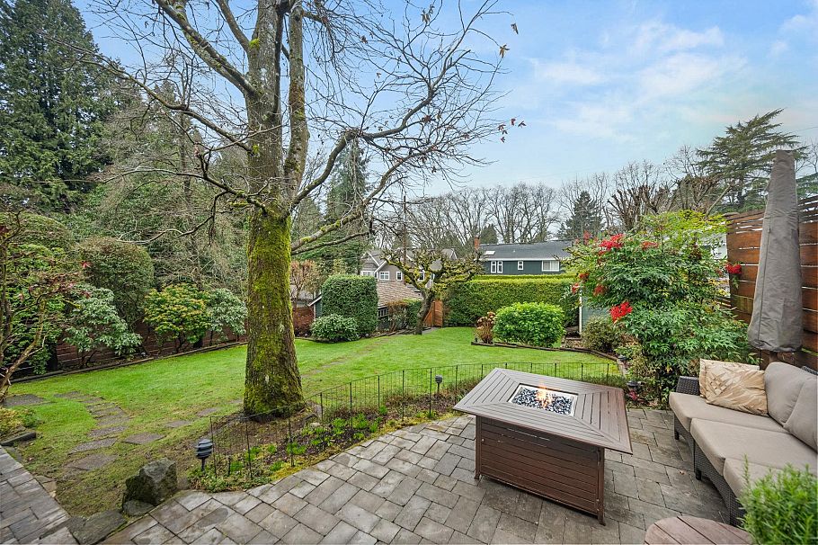 5869 Dunbar Street Vancouver, BC - 36