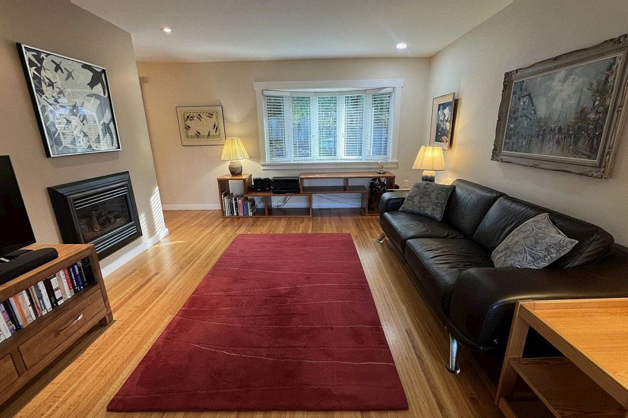 3474 Greentree Lane North Vancouver, BC - 3