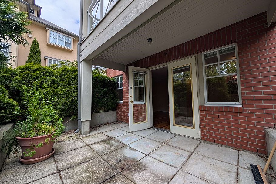 104 5880 Hampton Place Vancouver, BC - 13