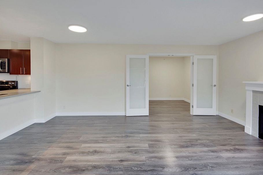 401 7088 Mont Royal Square Vancouver, BC - 4