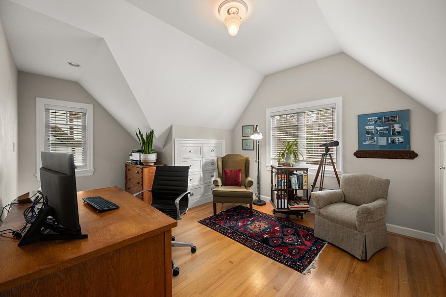 5869 Dunbar Street Vancouver, BC - 25