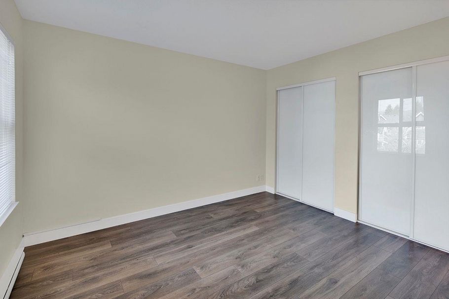 401 7088 Mont Royal Square Vancouver, BC - 13