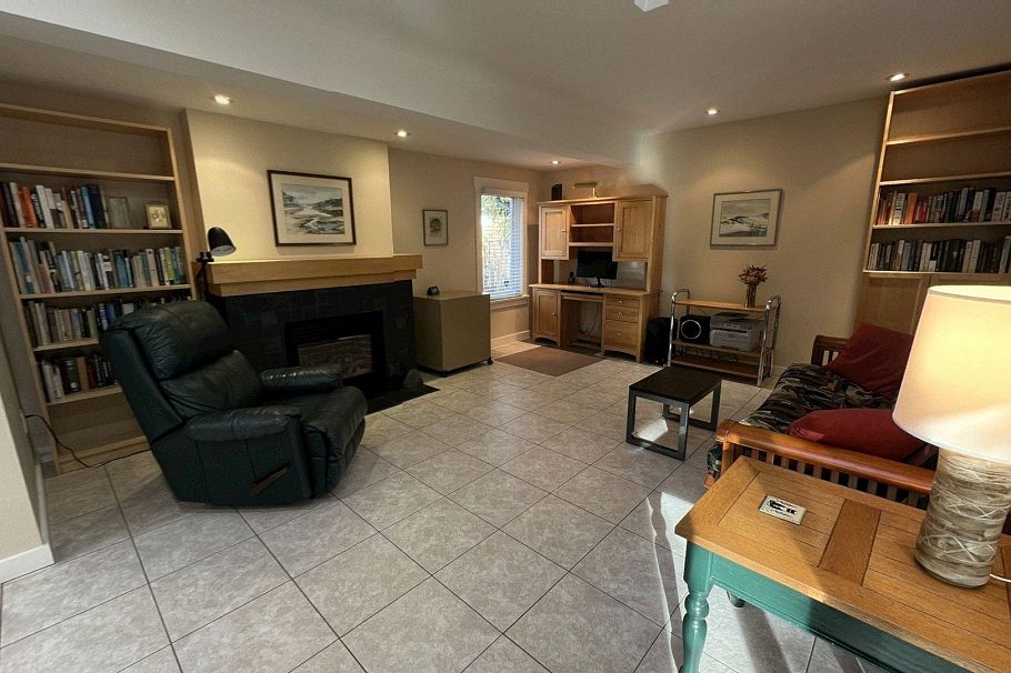 3474 Greentree Lane North Vancouver, BC - 6