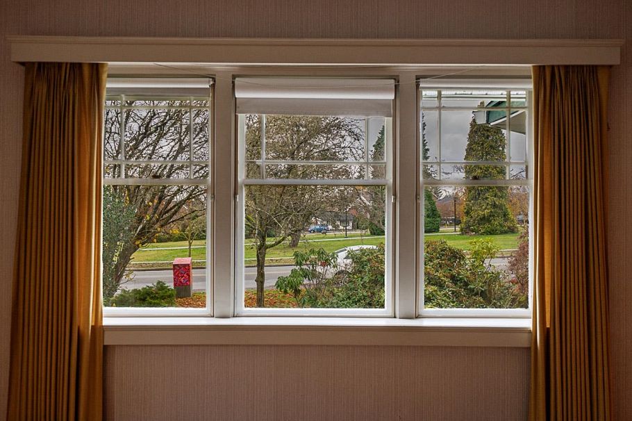 1204 Grand Boulevard North Vancouver, BC - 8