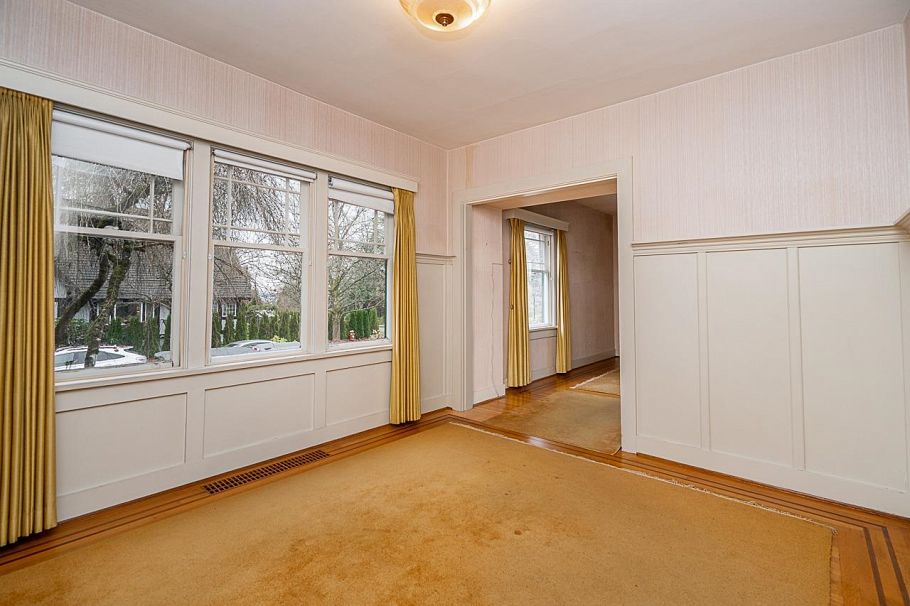 1204 Grand Boulevard North Vancouver, BC - 9