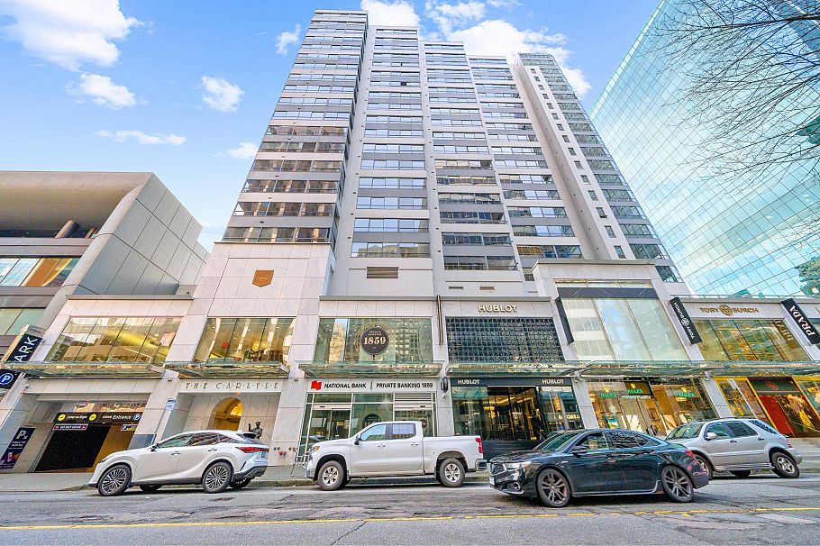1006 1060 Alberni Street Vancouver, BC - 2