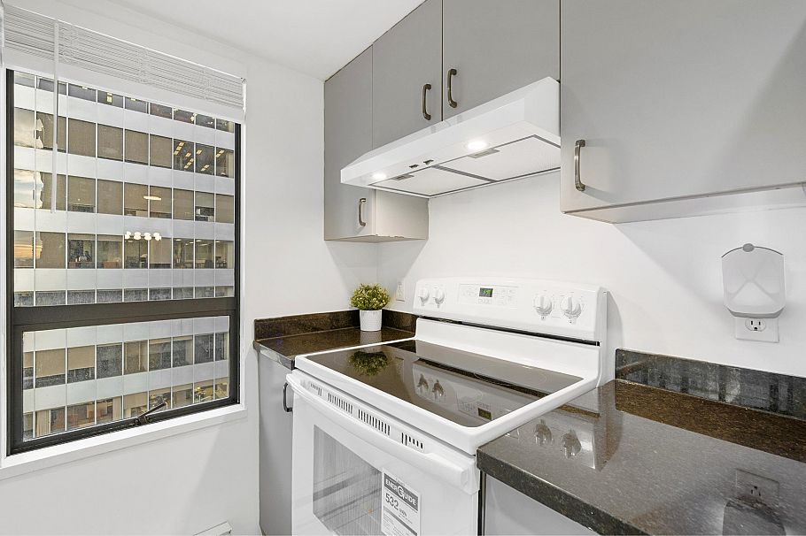 1006 1060 Alberni Street Vancouver, BC - 20