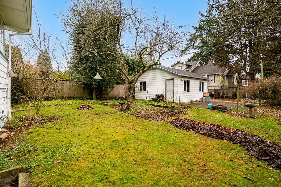 1204 Grand Boulevard North Vancouver, BC - 31